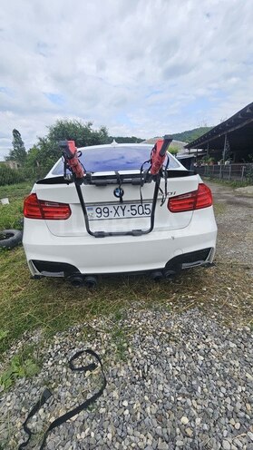 BMW 320-9