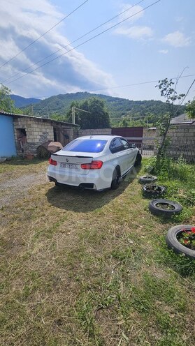 BMW 320-5