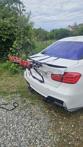 BMW 320-8