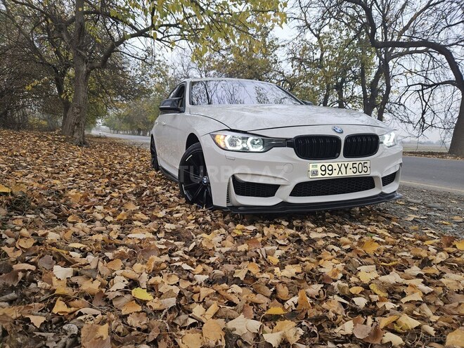 BMW 320-3