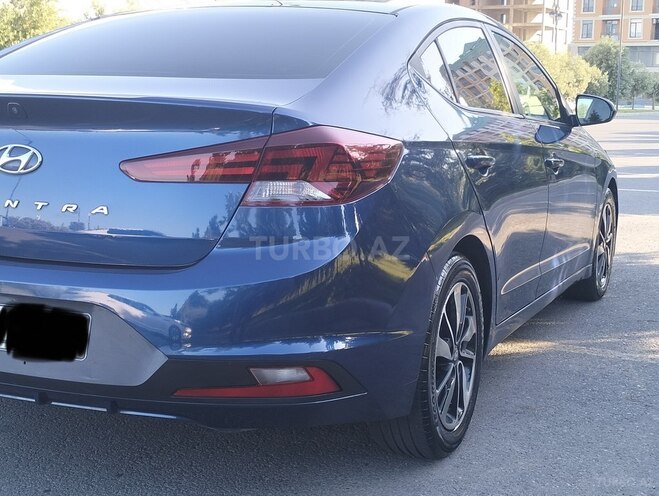 Hyundai Elantra 2018, 168,981 km - 2.0 l - Bakı