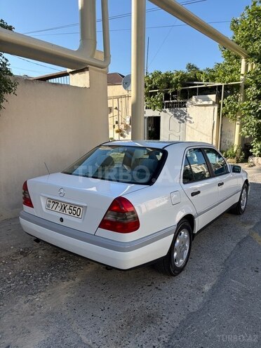 Mercedes C 180-3