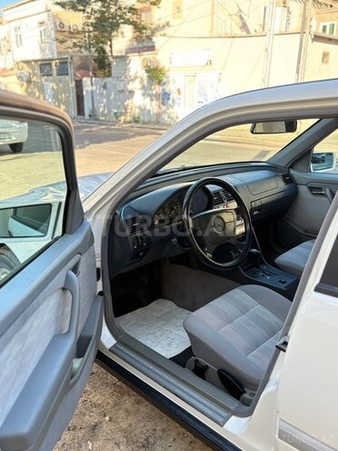 Mercedes C 180-5