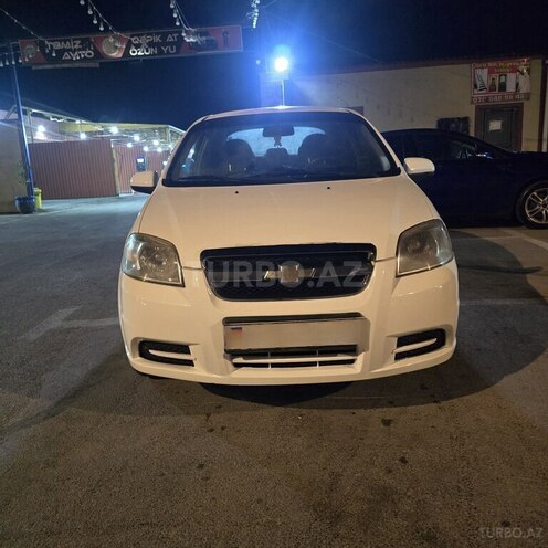 Chevrolet Aveo-1