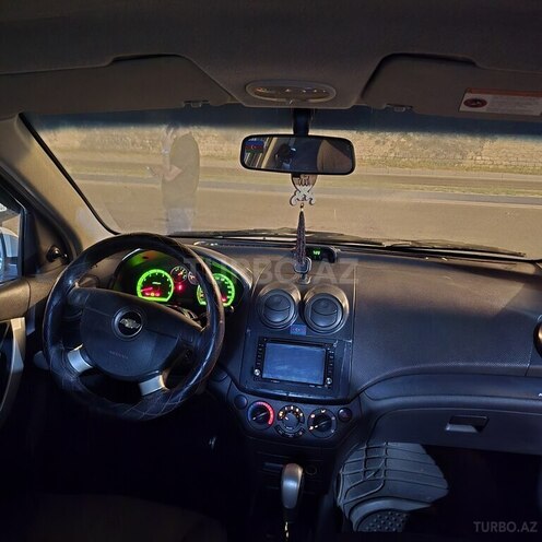 Chevrolet Aveo-6