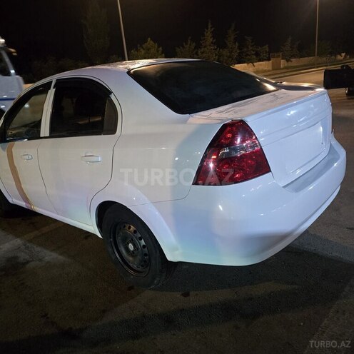Chevrolet Aveo-4