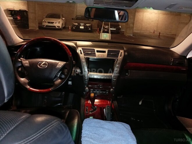 Lexus  2008, 245,000 km - 4.6 l - Bakı
