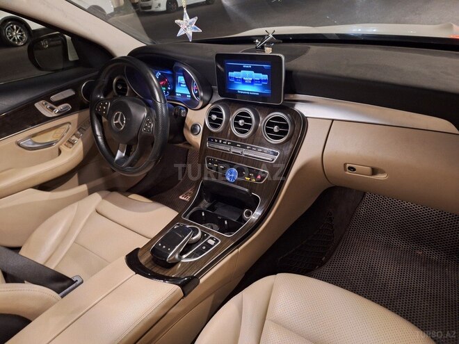 Mercedes C 300 2015, 141,000 km - 2.0 л - Sumqayıt