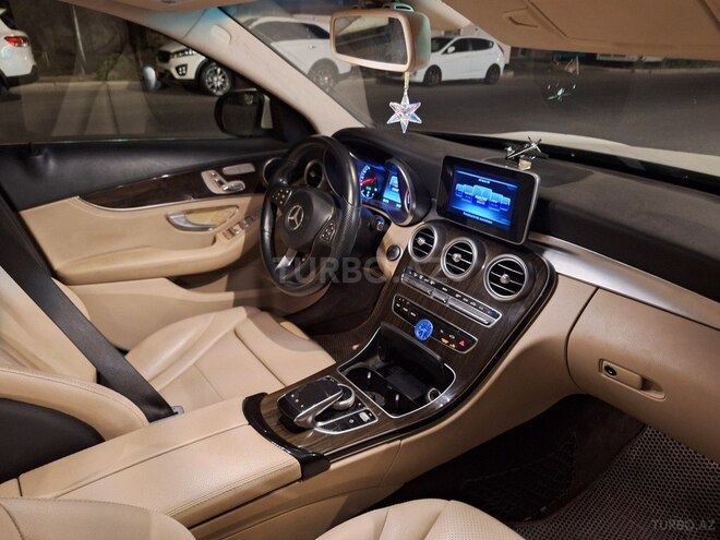 Mercedes C 300 2015, 141,000 km - 2.0 л - Sumqayıt