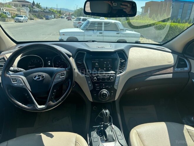 Hyundai Santa Fe-9