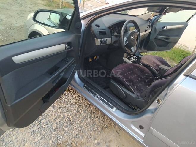 Opel Astra 2007, 378,500 km - 1.3 l - Saatlı