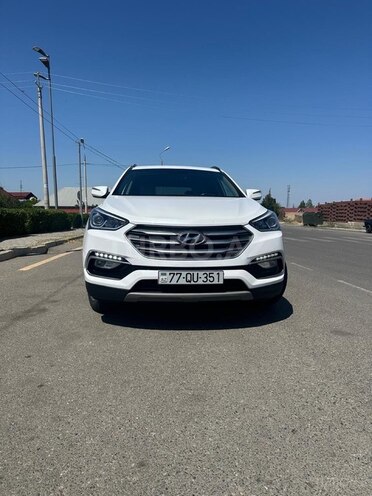 Hyundai Santa Fe-1