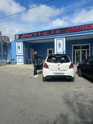 Toyota Yaris 2007, 245,000 km - 1.3 l - Bakı