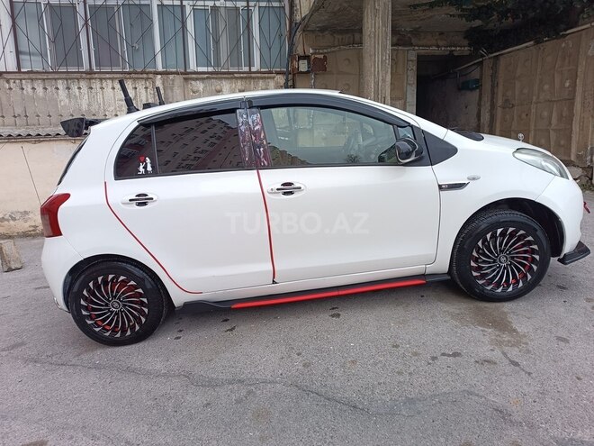 Toyota Yaris 2007, 245,000 km - 1.3 l - Bakı