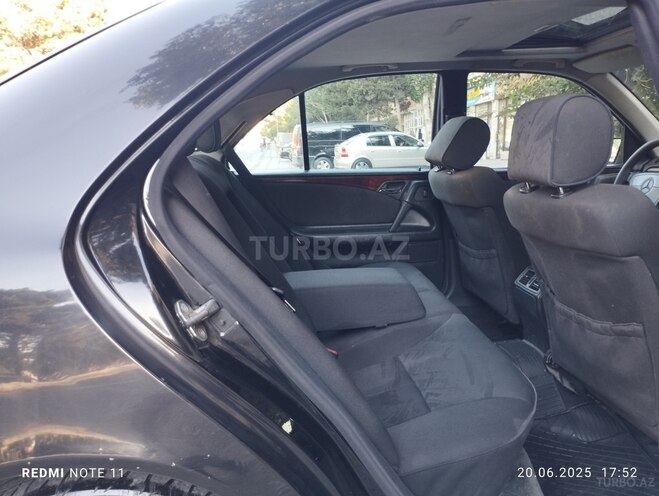 Mercedes E 240 1998, 256,000 km - 2.4 l - Sumqayıt