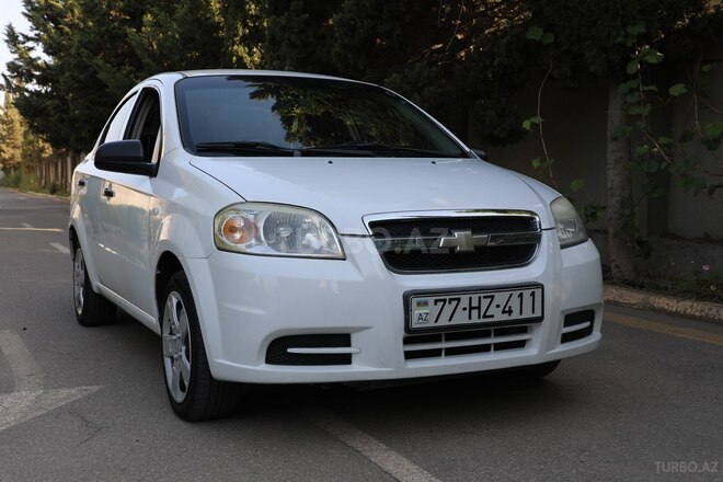 Chevrolet Aveo-1