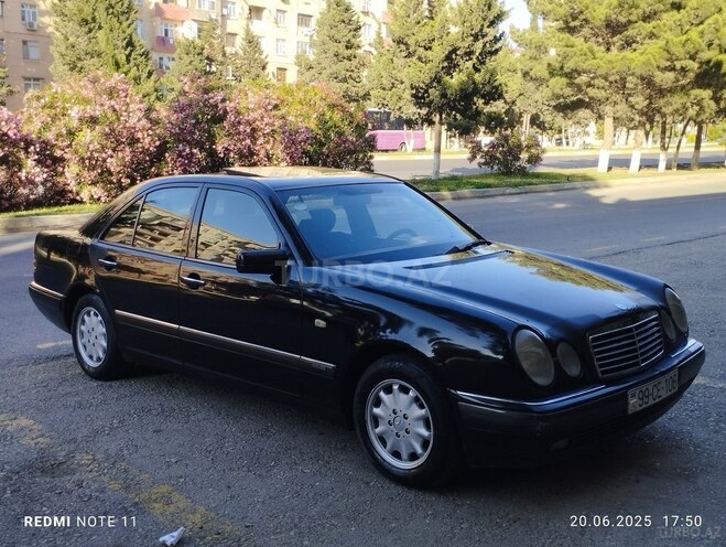 Mercedes E 240 1998, 256,000 km - 2.4 l - Sumqayıt