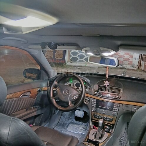 Mercedes E 270 2003, 360,000 km - 2.7 l - Bakı