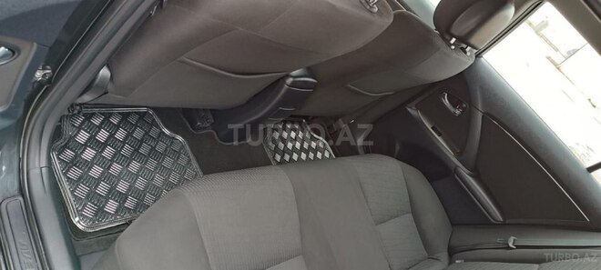 Toyota Avensis 2009, 400,000 km - 2.2 l - Bakı