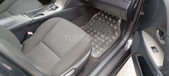Toyota Avensis 2009, 400,000 km - 2.2 l - Bakı