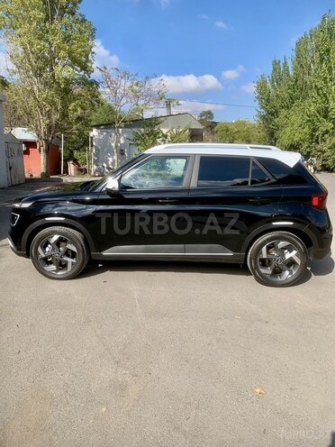 Hyundai Venue 2023, 2,700 km - 1.6 л - Bakı