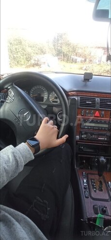 Mercedes E 270 2000, 480,000 km - 2.7 л - Bakı