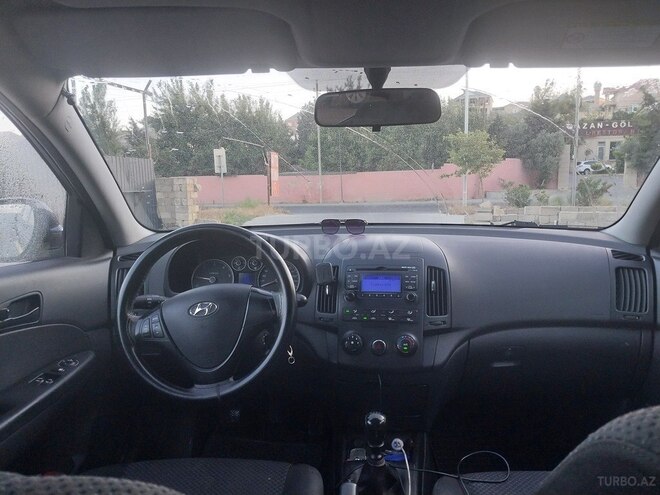 Hyundai i30 2009, 268,000 km - 1.6 л - Bakı