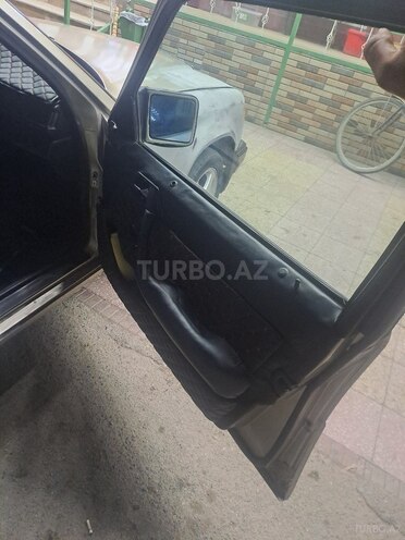 Mercedes E 300 d 1987, 300,000 km - 3.0 l - Beyləqan