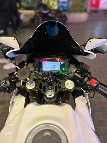 Yamaha R15 V4 2024, 14,200 km - 0.2 l - Bakı