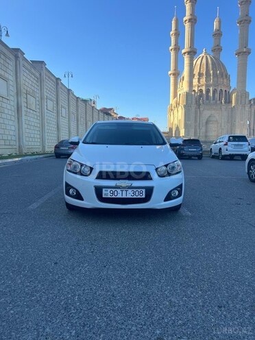 Chevrolet Aveo-4