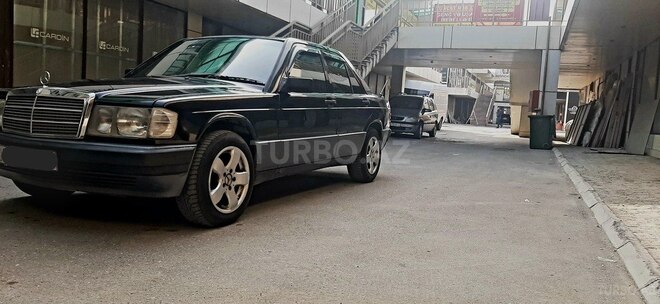 Mercedes 190 1992, 300,000 km - 1.8 l - Bakı