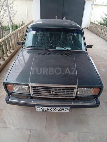 LADA (VAZ) 2107 2010, 90,000 km - 1.6 l - Salyan