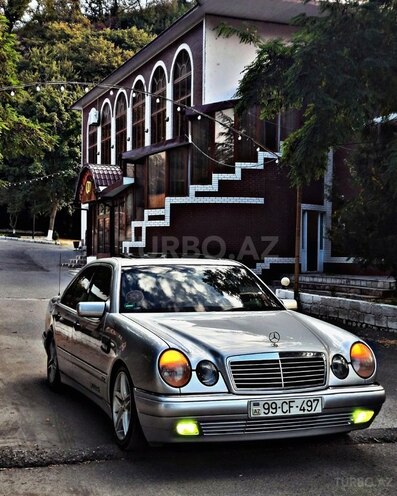 Mercedes E 240 1999, 292,400 km - 2.4 l - Xaçmaz