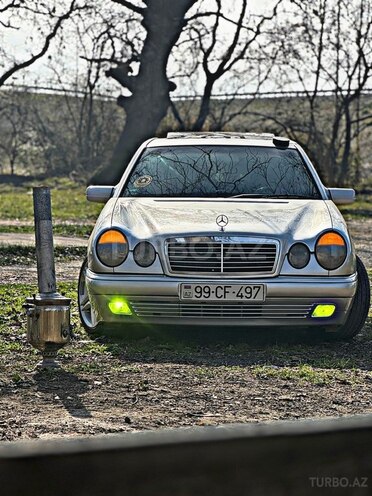 Mercedes E 240 1999, 292,400 km - 2.4 l - Xaçmaz