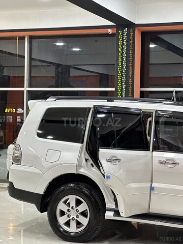 Mitsubishi Pajero 2009, 212,000 km - 3.0 l - Sumqayıt