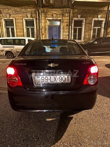 Chevrolet Aveo-3