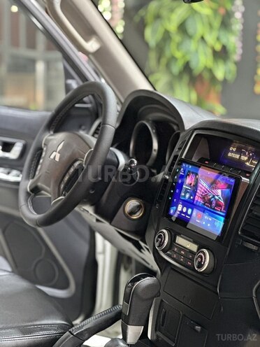 Mitsubishi Pajero 2009, 212,000 km - 3.0 l - Sumqayıt
