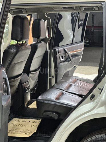 Mitsubishi Pajero 2009, 212,000 km - 3.0 l - Sumqayıt