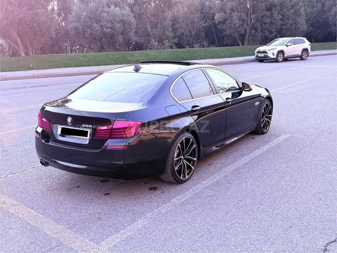 BMW 528-13