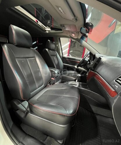 Hyundai Santa Fe-18