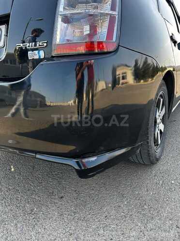 Toyota Prius-8
