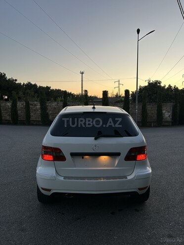 Mercedes B 180 2009, 238,845 km - 1.7 l - Bakı