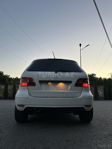 Mercedes B 180 2009, 238,845 km - 1.7 l - Bakı