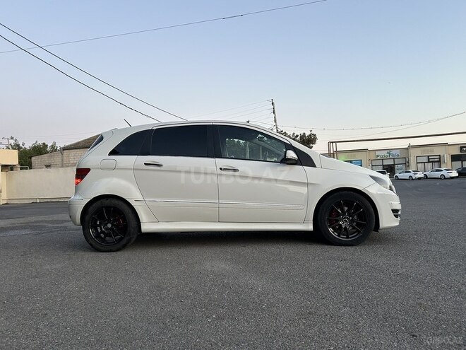 Mercedes B 180 2009, 238,845 km - 1.7 l - Bakı