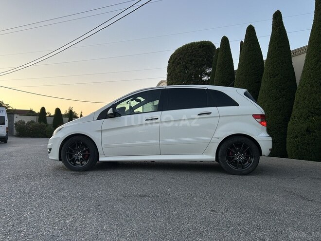 Mercedes B 180 2009, 238,845 km - 1.7 l - Bakı