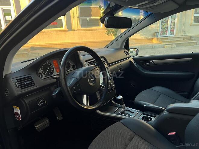Mercedes B 170 2008, 145,000 km - 1.7 л - Sumqayıt