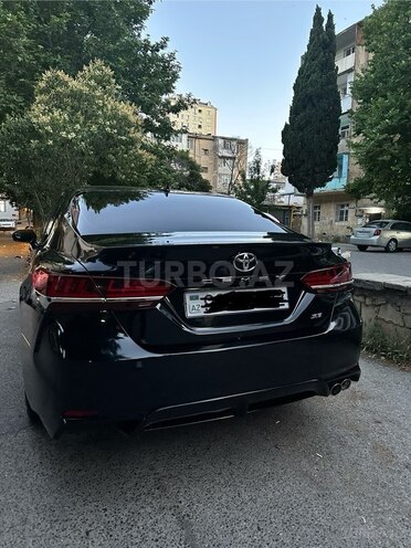 Toyota Camry-2