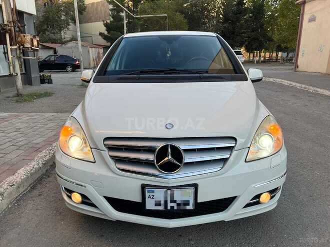 Mercedes B 180 2011, 111,000 km - 1.7 l - Sumqayıt