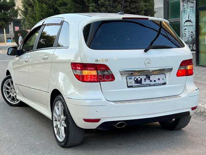 Mercedes B 180 2011, 111,000 km - 1.7 l - Sumqayıt