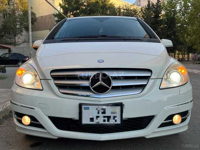Mercedes B 180 2011, 111,000 km - 1.7 l - Sumqayıt